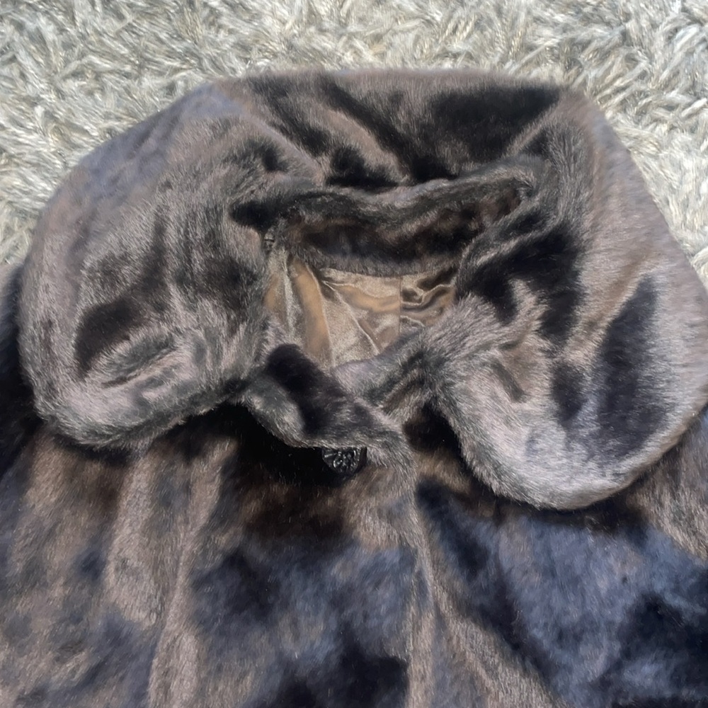 Brazotta brown fur coat size medium - Picture 2 of 12